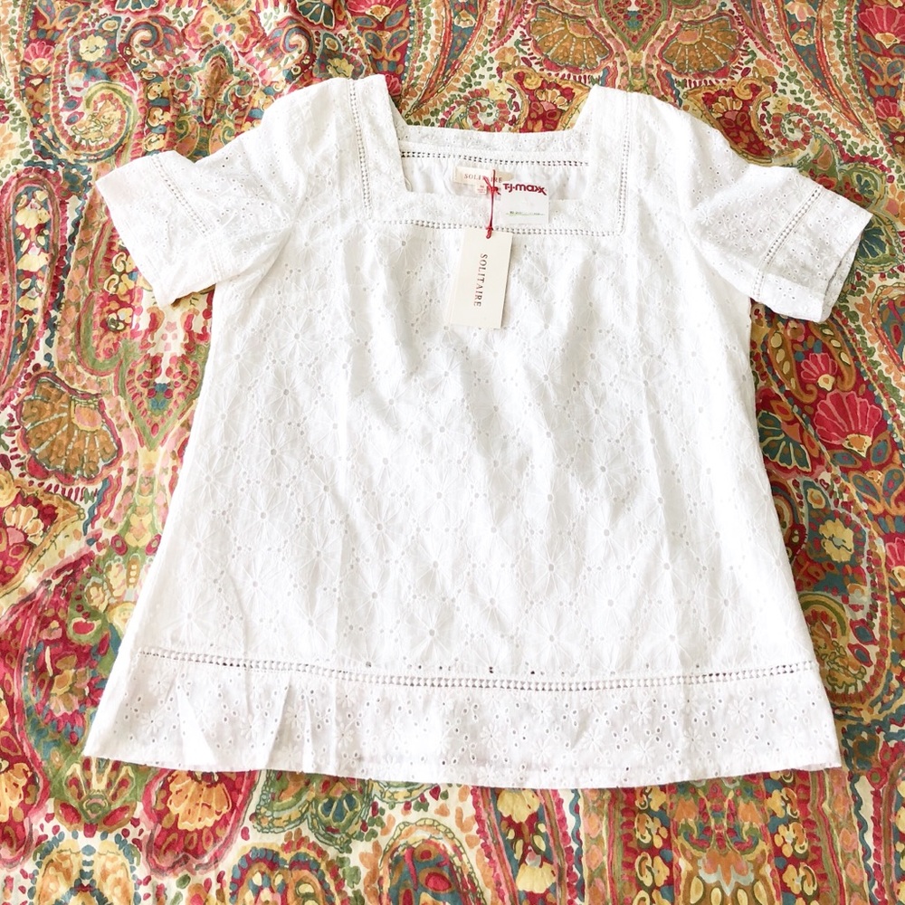 Solitaire Embroidered Square Neck Short Sleeve Top